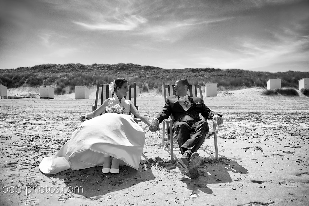 strand bij Westhoven Bruidsfotografie Renesse Leo & Ilona  21
