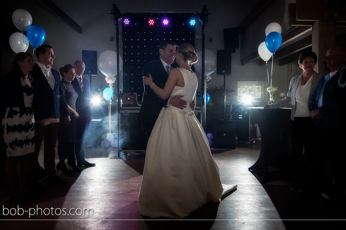 First dance Bruidsfotografie Goes Tom en Caroline