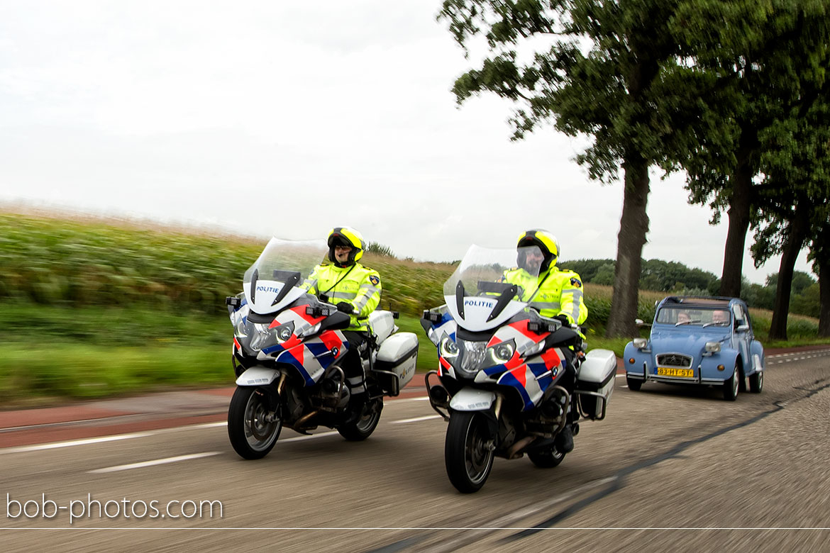 bruidsfotografie motorpolitie begeleiding