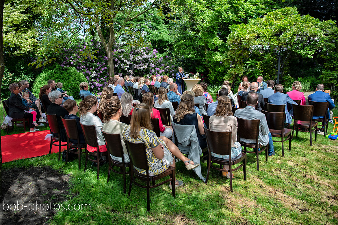 Buiten ceremonie Bruidsfotografie Schijf