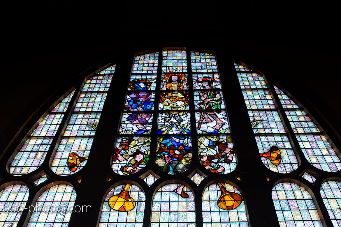 Sint Josephkerk Bruidsfotografie Roosendaal